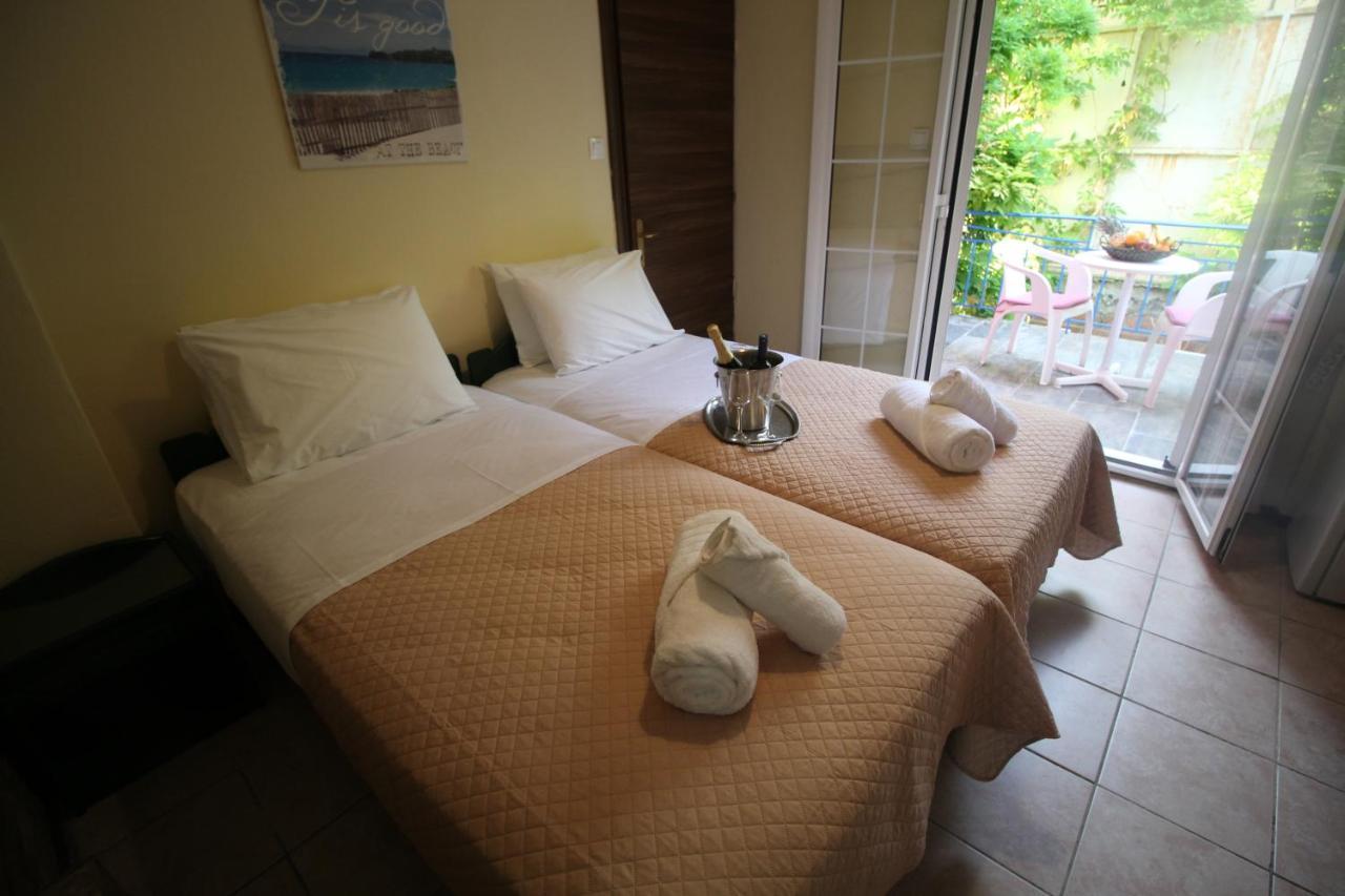 ペラマ Batis Breeze Bed & Breakfast エクステリア 写真